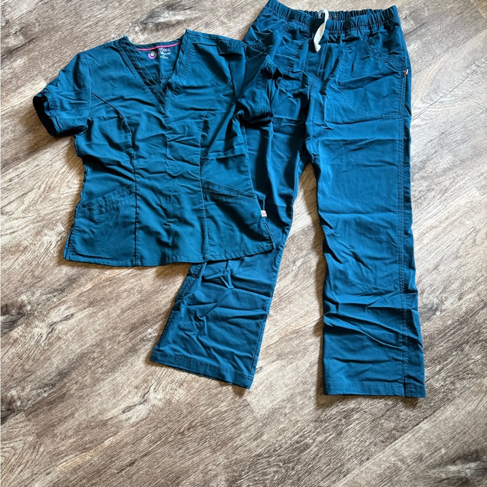 Urbane deep teal scrub set
